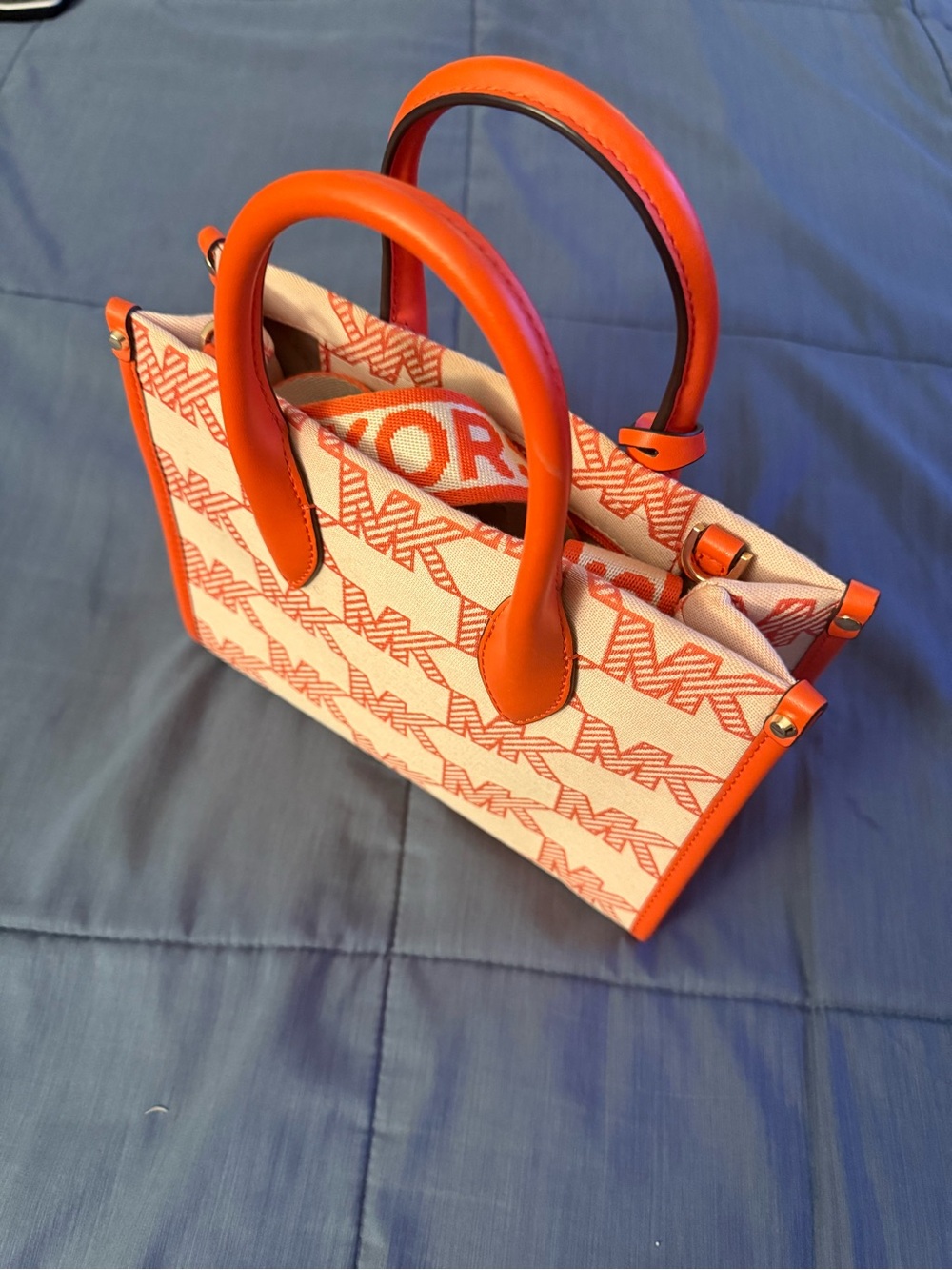 Michael Kors Orange and Cream MK Logo Handbag / Crossbody - Picture 2 of 6